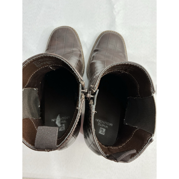 Womans White Mountain Live Long Ankle Boots 8 M Brown Side Zip Block Heel - Picture 6 of 10